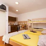 Tanfara Konukevi Brodarica (Sibenik-Knin)