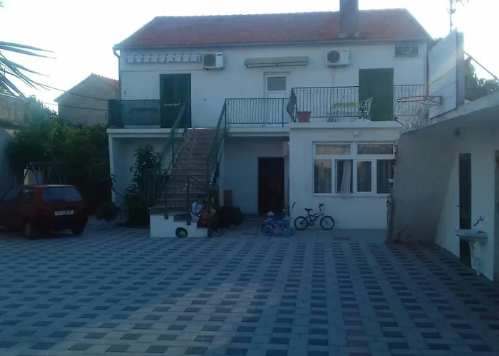 Tanfara 3* Brodarica (Sibenik-Knin)